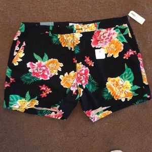 Hawaiian shorts